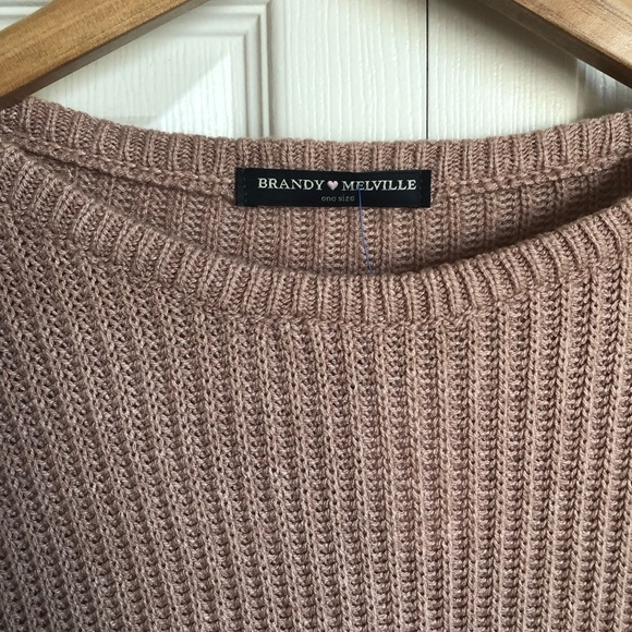 Brandy Melville Pullover Sweater OS - Picture 2 of 7